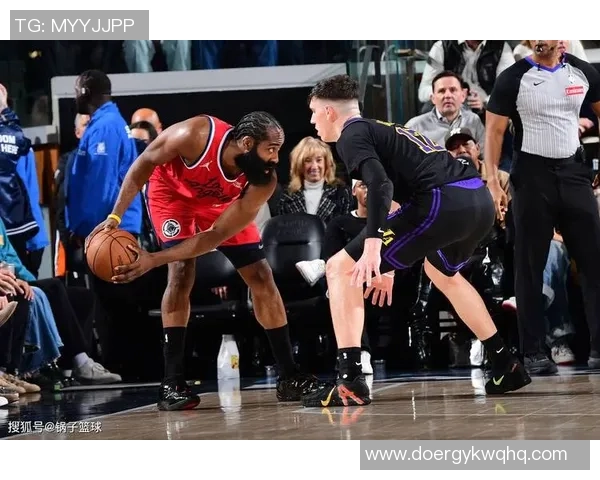 祖尼尔限时返场难救主，哈登小卡一起失灵，卢辅导战术板过分单一